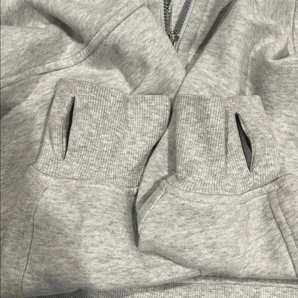 Lululemon Scuba Light Gray Half-Zip Hoodie - Picture 5 of 7